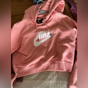 Nike Cropped Hoodie
